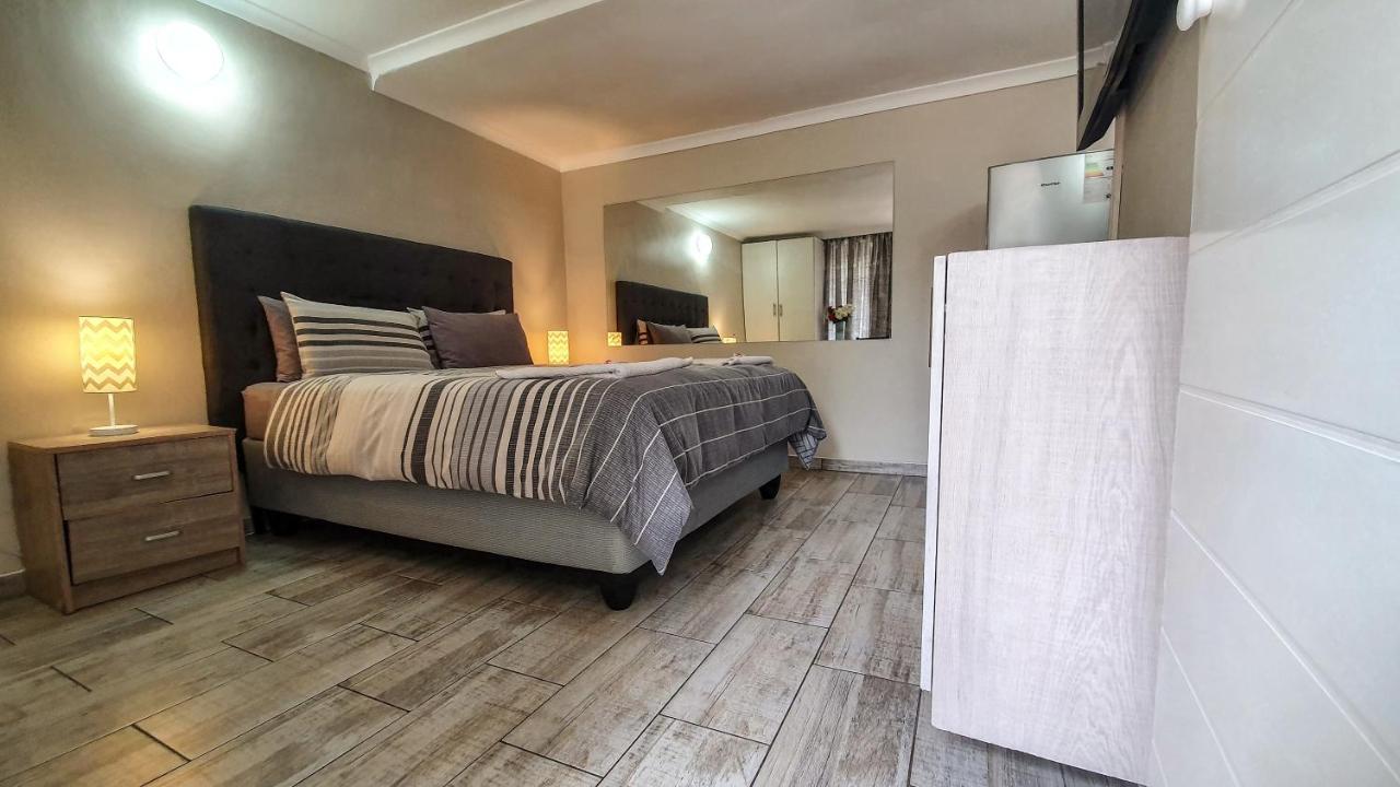 Home Away From Home Пайнтаун Екстериор снимка