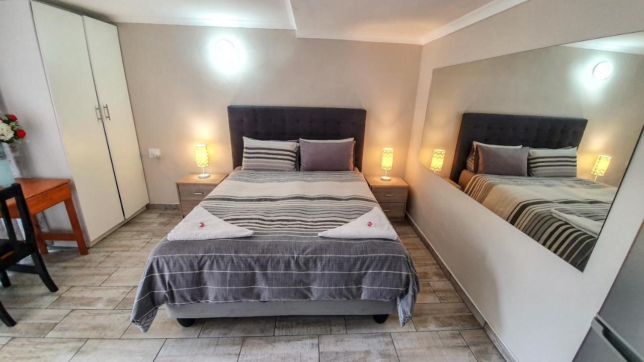 Home Away From Home Пайнтаун Екстериор снимка