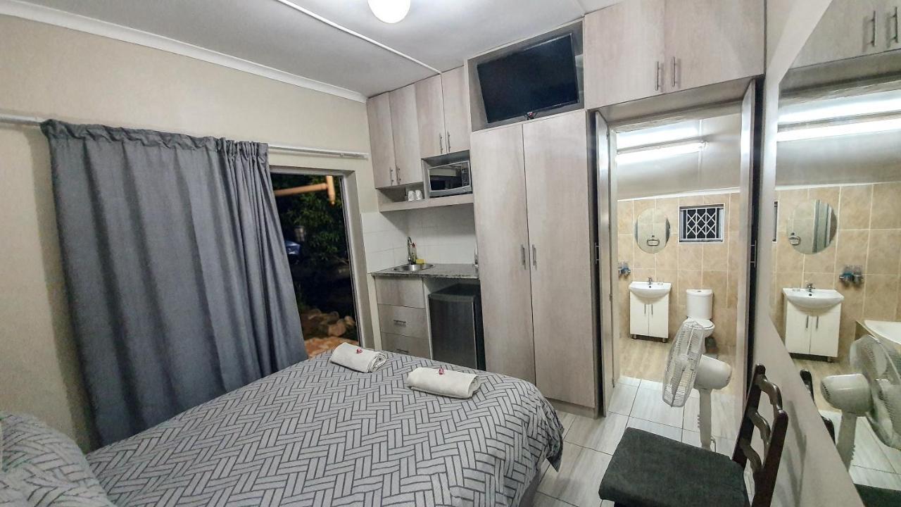 Home Away From Home Пайнтаун Екстериор снимка